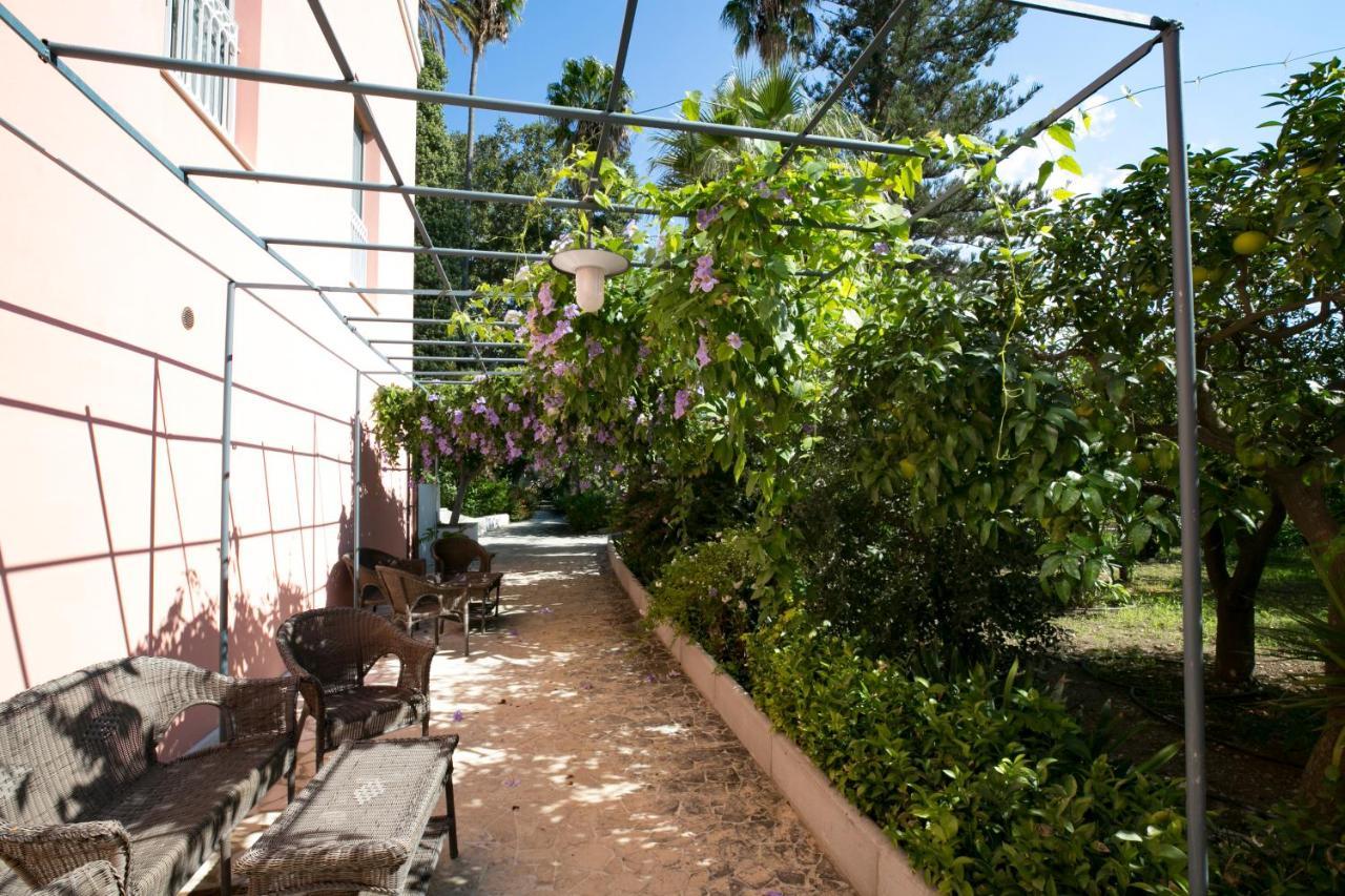 Villa Pampalone - B&B In Dimora Storica Trapani Buitenkant foto